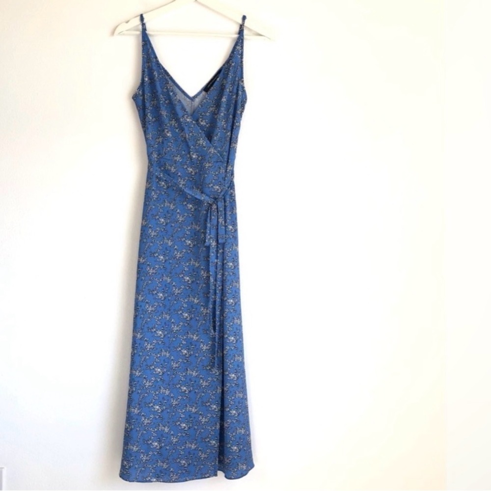 French Connection Verona Blue and White Floral Wrap Dress Size 4